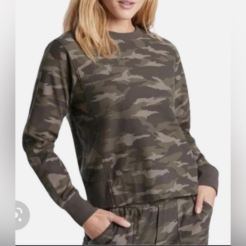 Athleta farallon crew sweatshirt camo
